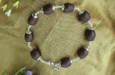 Lotus seed Bracelet - Design 1